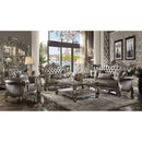 Loveseat w/4 Pillows