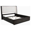 Leandro Wingback Bed