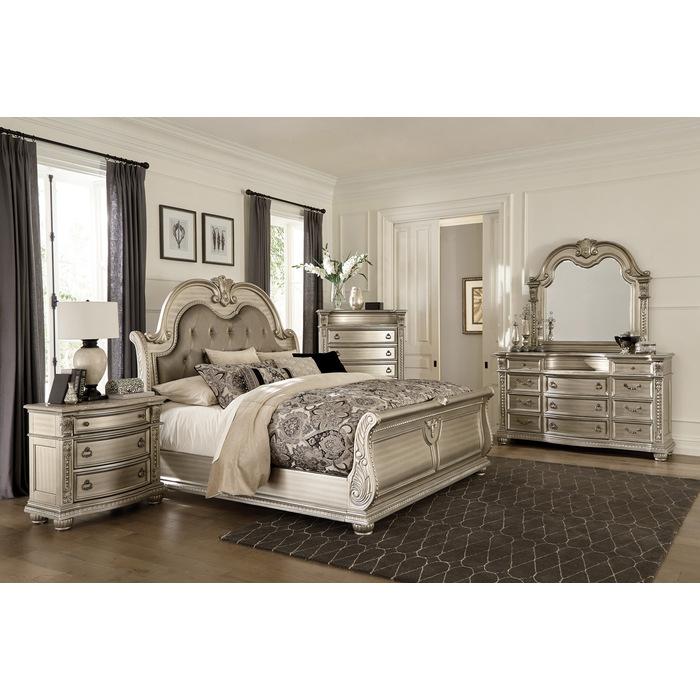 Cavalier (4) Queen Bed
