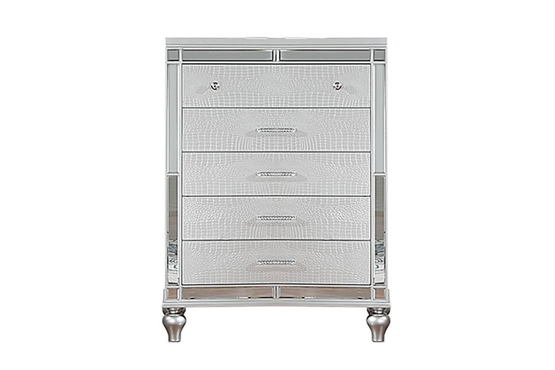 Hothan Chest in Silver