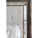 Loraine Queen Bedroom Set